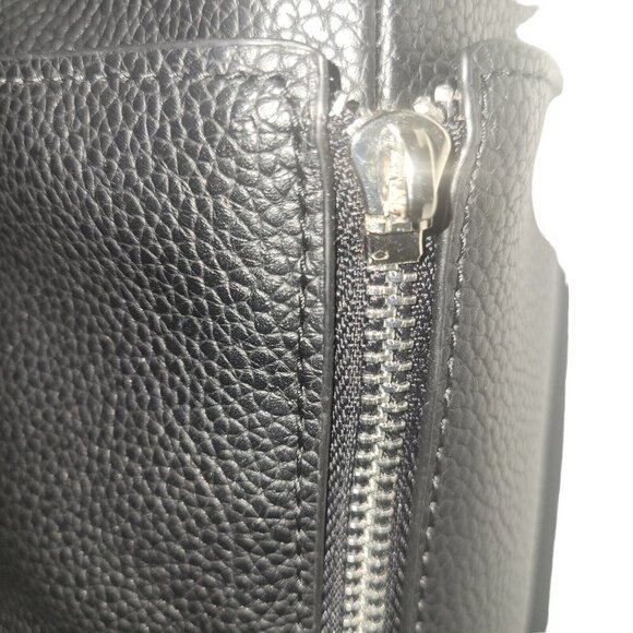 Steve Madden Small Crossbody Bag. New With Defect. Missing side zipper c… - Picture 9 of 11